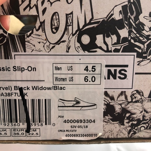 Vans Classic Slip on Marvel women’s NEW - Picture 10 of 11